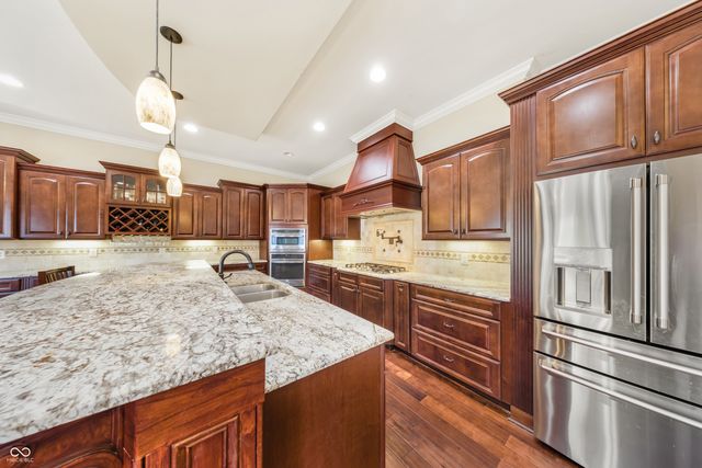 2270 President Street, Carmel, IN 46032