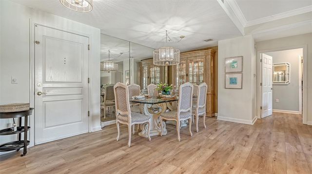 750 N TAMIAMI TRAIL 304, Sarasota, FL 34236