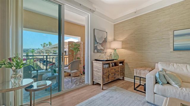750 N TAMIAMI TRAIL 304, Sarasota, FL 34236
