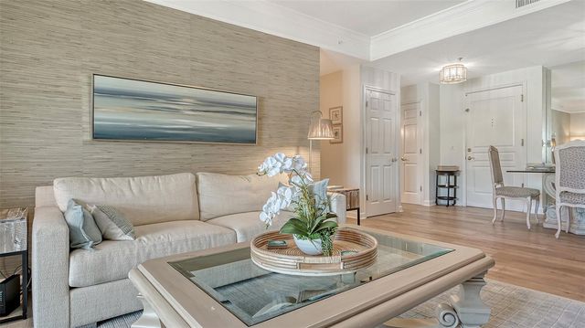 750 N TAMIAMI TRAIL 304, Sarasota, FL 34236