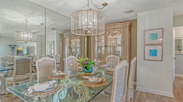 750 N TAMIAMI TRAIL 304, Sarasota, FL 34236