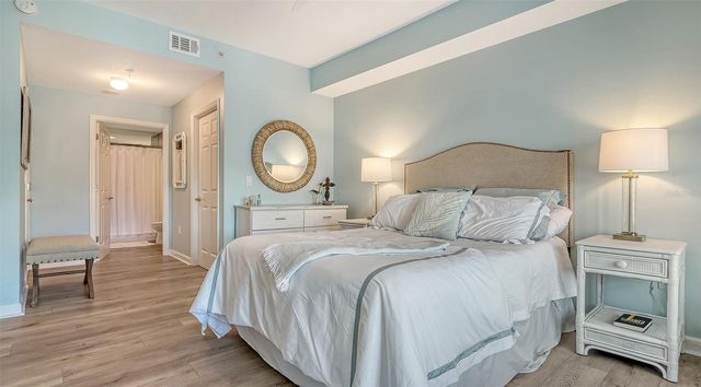 750 N TAMIAMI TRAIL 304, Sarasota, FL 34236