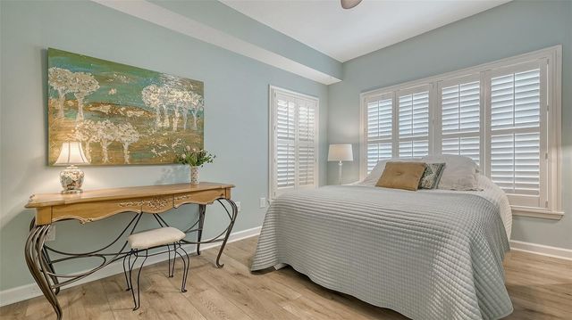 750 N TAMIAMI TRAIL 304, Sarasota, FL 34236