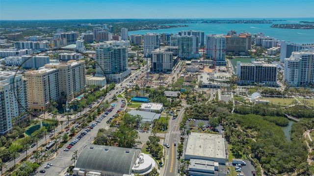750 N TAMIAMI TRAIL 304, Sarasota, FL 34236