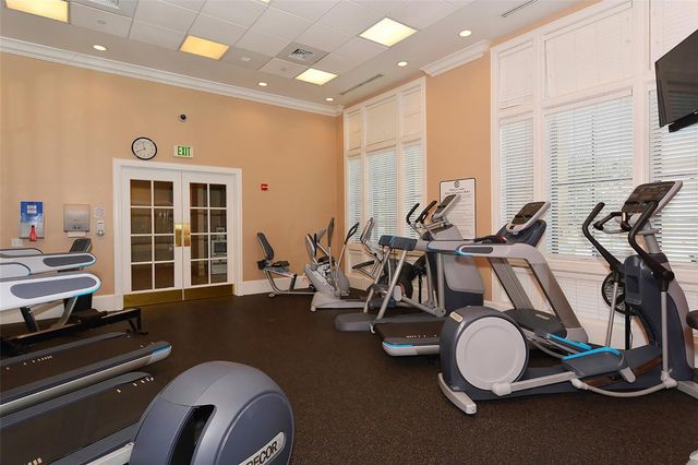 750 N TAMIAMI TRAIL 304, Sarasota, FL 34236