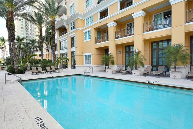 750 N TAMIAMI TRAIL 304, Sarasota, FL 34236