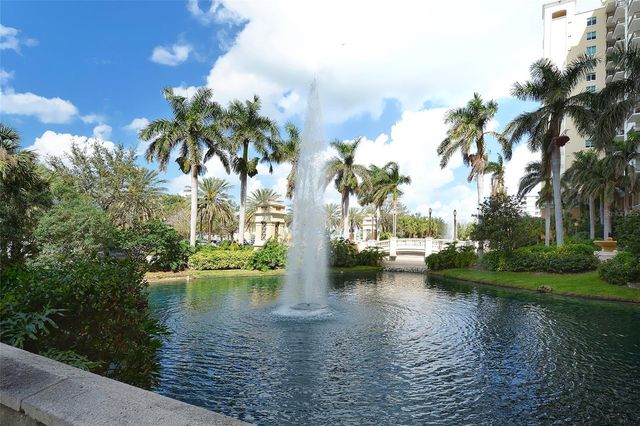 750 N TAMIAMI TRAIL 304, Sarasota, FL 34236