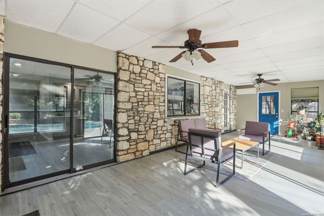 314 Wood Shadow St, San Antonio, TX 78216