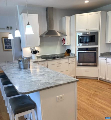 267 HERITAGE DR, Zion Crossroads, VA 22942