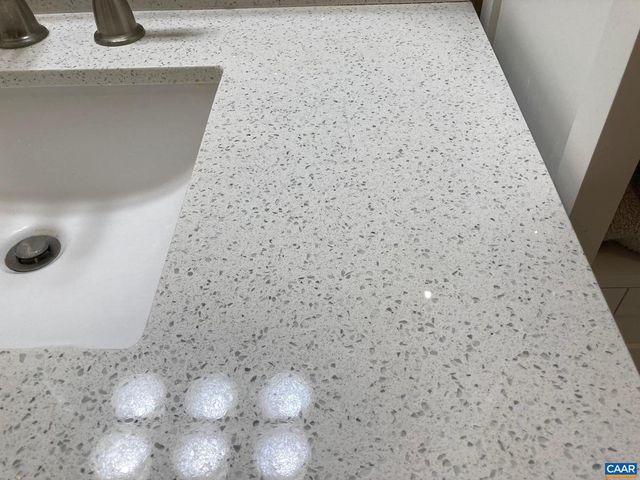 267 HERITAGE DR, Zion Crossroads, VA 22942