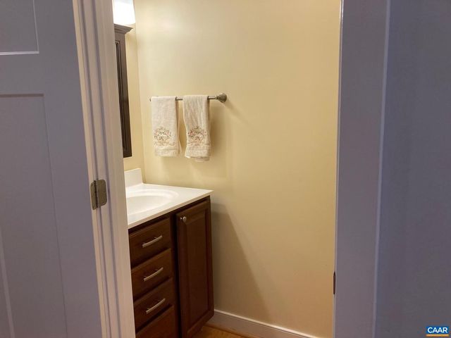 267 HERITAGE DR, Zion Crossroads, VA 22942