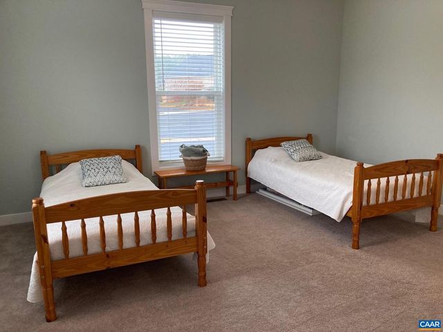 267 HERITAGE DR, Zion Crossroads, VA 22942