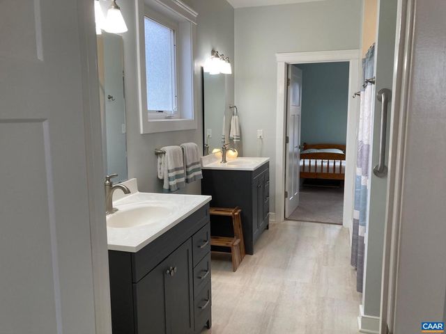 267 HERITAGE DR, Zion Crossroads, VA 22942