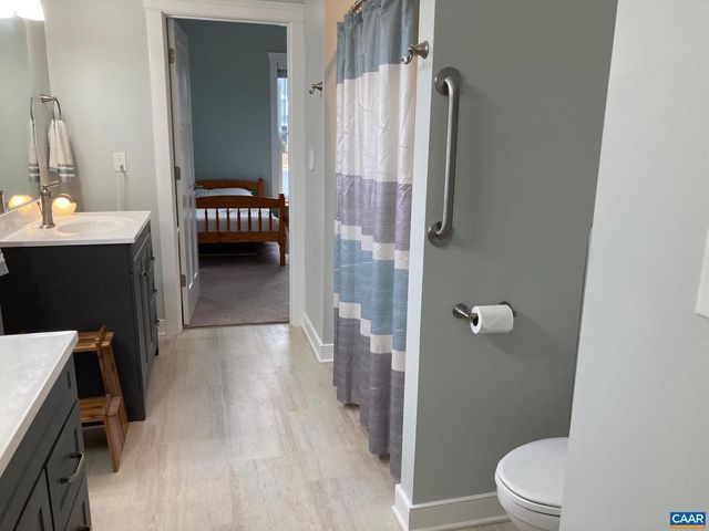 267 HERITAGE DR, Zion Crossroads, VA 22942