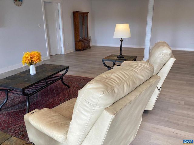 267 HERITAGE DR, Zion Crossroads, VA 22942