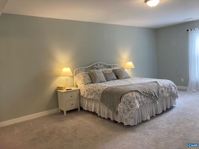 267 HERITAGE DR, Zion Crossroads, VA 22942