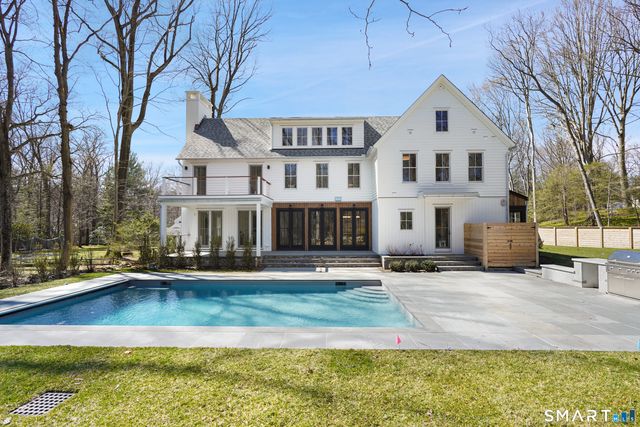 21 Lockwood Circle, Westport, CT 06880