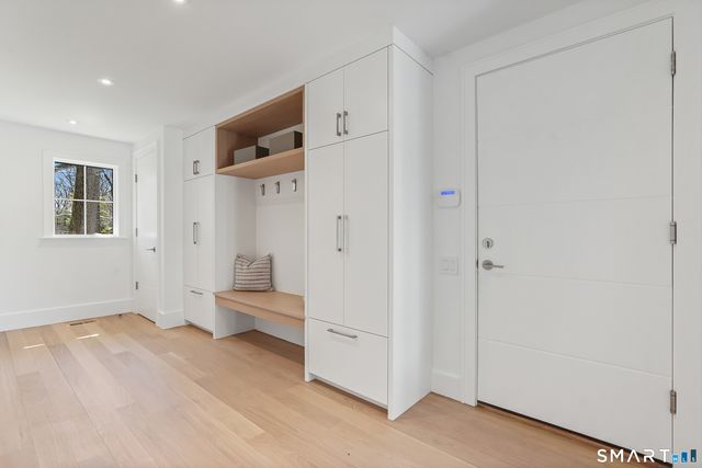 21 Lockwood Circle, Westport, CT 06880