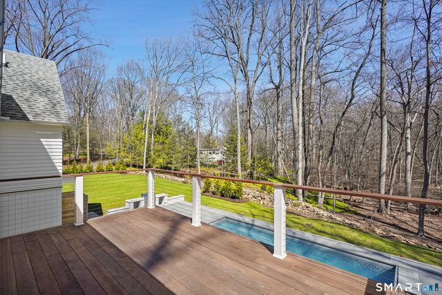 21 Lockwood Circle, Westport, CT 06880