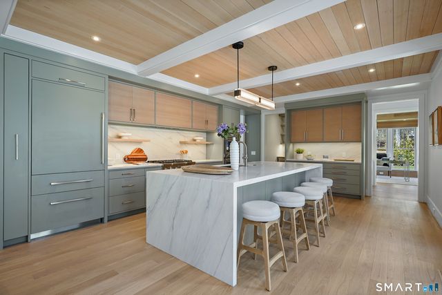 21 Lockwood Circle, Westport, CT 06880