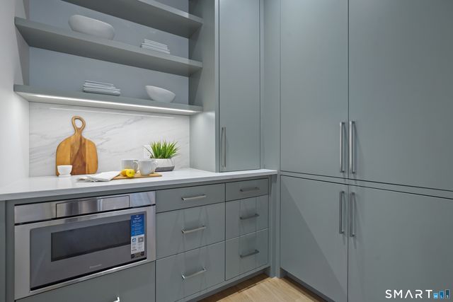 21 Lockwood Circle, Westport, CT 06880