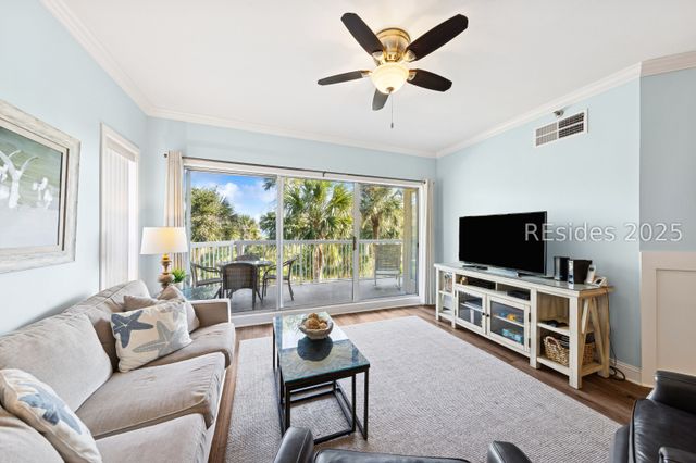 77 Ocean Ln Apt 212, Hilton Head Island, SC 29928