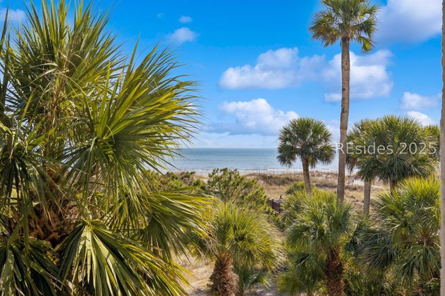 77 Ocean Ln Apt 212, Hilton Head Island, SC 29928