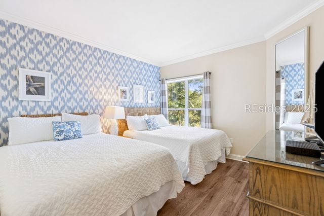 77 Ocean Ln Apt 212, Hilton Head Island, SC 29928