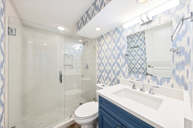 77 Ocean Ln Apt 212, Hilton Head Island, SC 29928