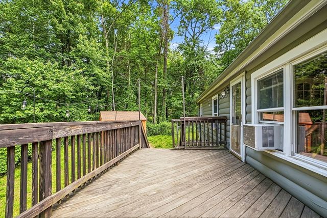 59 Woodland Rd, Southborough, MA 01772