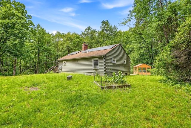 59 Woodland Rd, Southborough, MA 01772