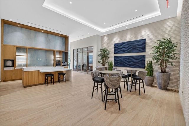 153 N Seabreeze 1805-S, Fort Lauderdale, FL 33304