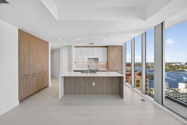 153 N Seabreeze 1805-S, Fort Lauderdale, FL 33304