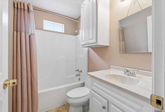 18606 Perkins Oak Rd, Prairieville, LA 70769