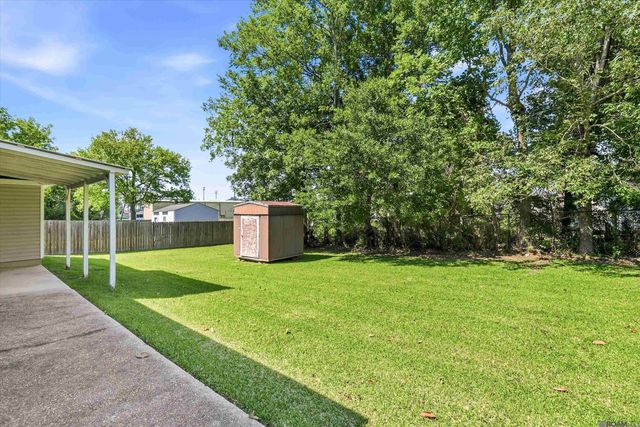 18606 Perkins Oak Rd, Prairieville, LA 70769