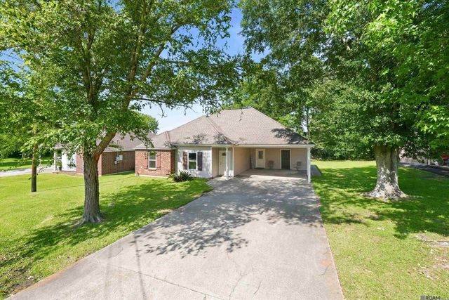 18606 Perkins Oak Rd, Prairieville, LA 70769