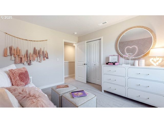 9371 Se Crystal Rose St, Happy Valley, OR 97086