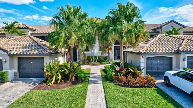 5548 PALMER CIRCLE 205, Bradenton, FL 34211