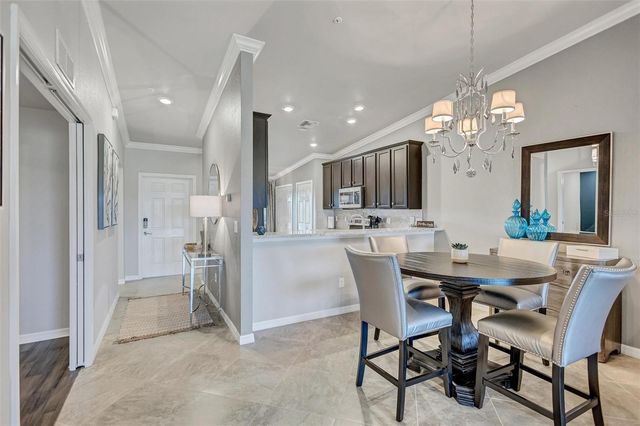 5548 PALMER CIRCLE 205, Bradenton, FL 34211