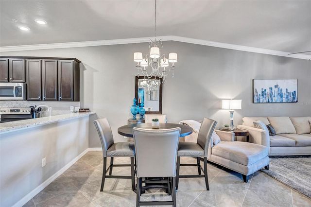 5548 PALMER CIRCLE 205, Bradenton, FL 34211