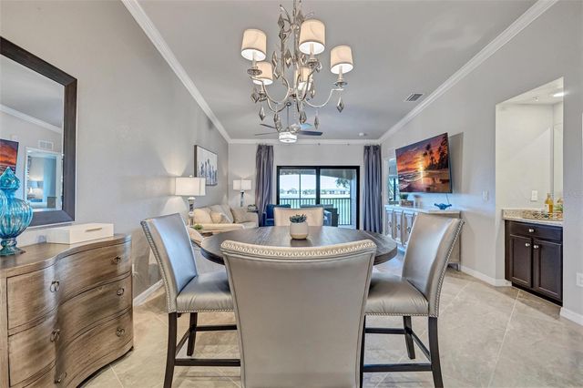 5548 PALMER CIRCLE 205, Bradenton, FL 34211