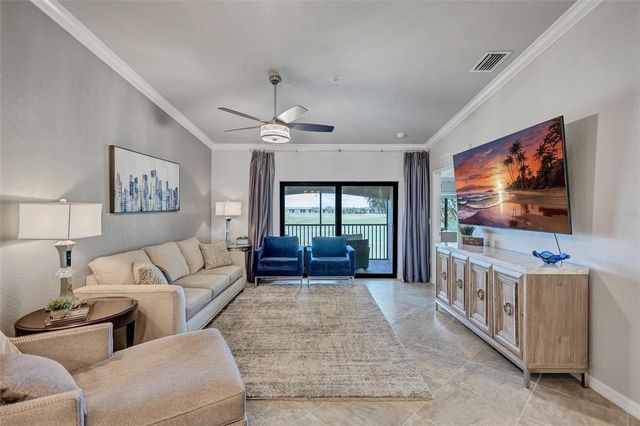 5548 PALMER CIRCLE 205, Bradenton, FL 34211