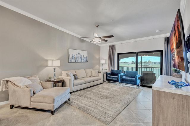 5548 PALMER CIRCLE 205, Bradenton, FL 34211