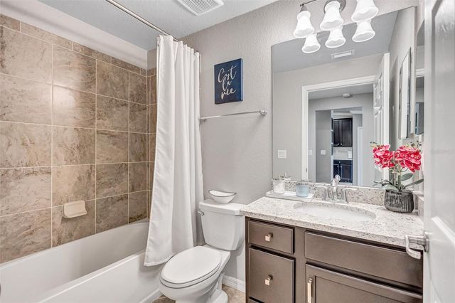 5548 PALMER CIRCLE 205, Bradenton, FL 34211