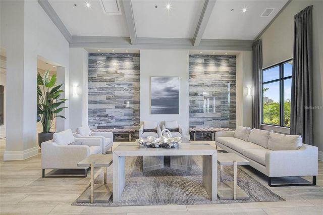 5548 PALMER CIRCLE 205, Bradenton, FL 34211