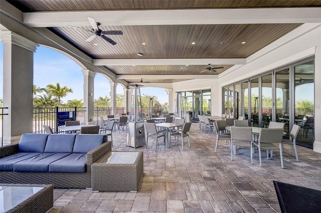 5548 PALMER CIRCLE 205, Bradenton, FL 34211