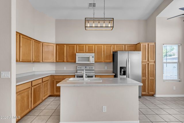 9250 E CARMEL Avenue, Mesa, AZ 85208
