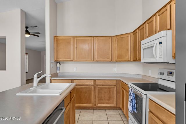 9250 E CARMEL Avenue, Mesa, AZ 85208