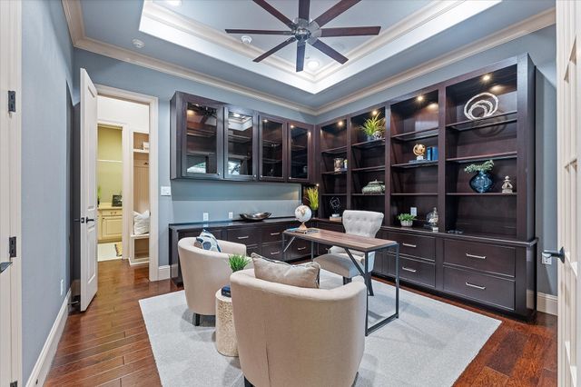 19 Paloma Bend Place, The Woodlands, TX 77389