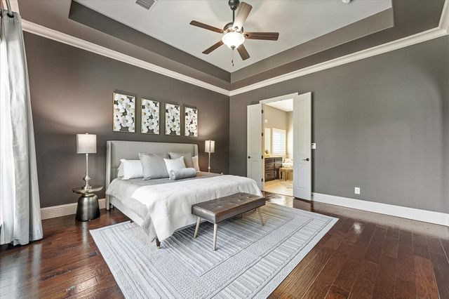 19 Paloma Bend Place, The Woodlands, TX 77389